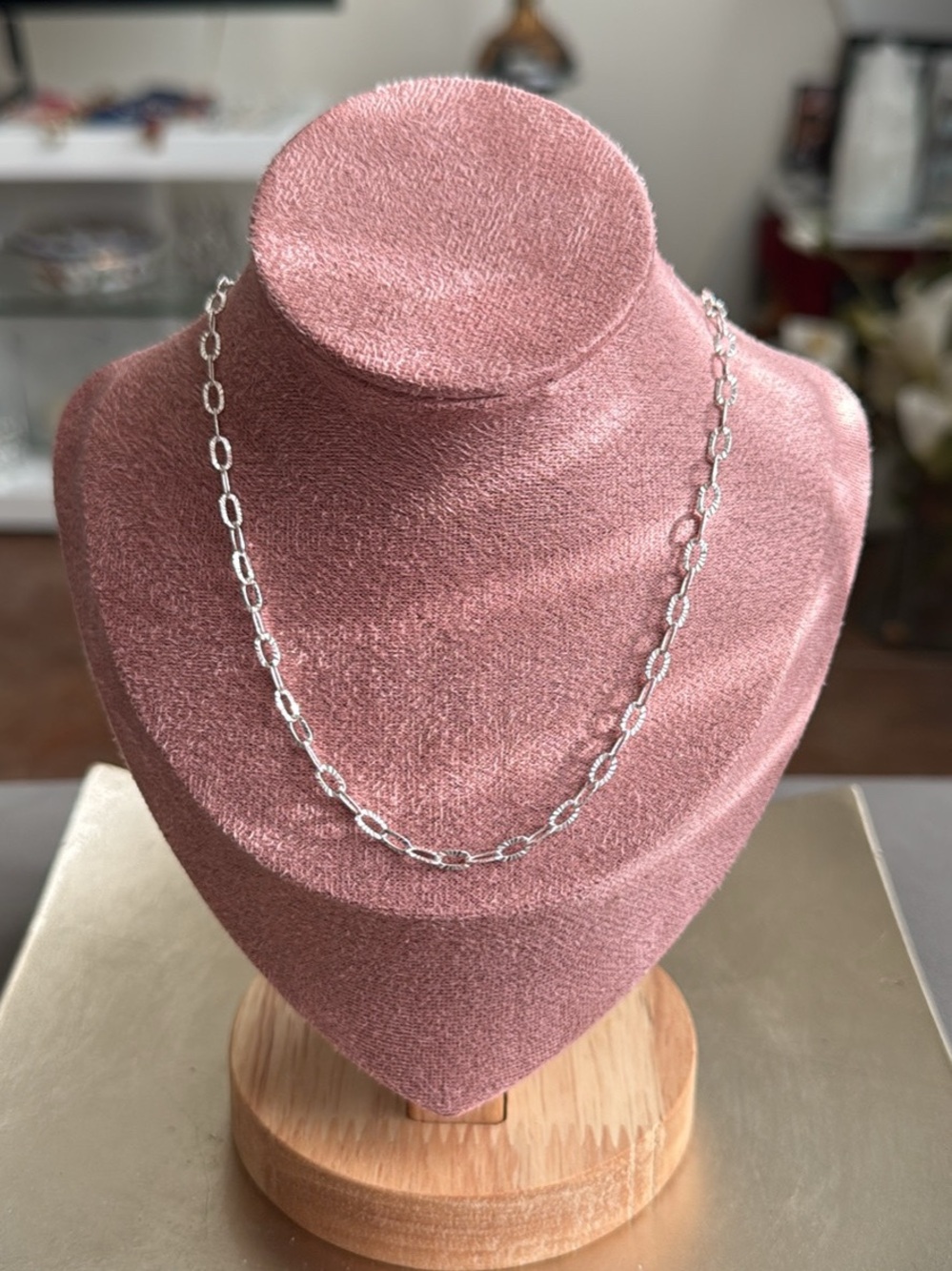 🔥NEW 18k WG Plated Paperclip Chain Necklace 16 Inches Gorgeous